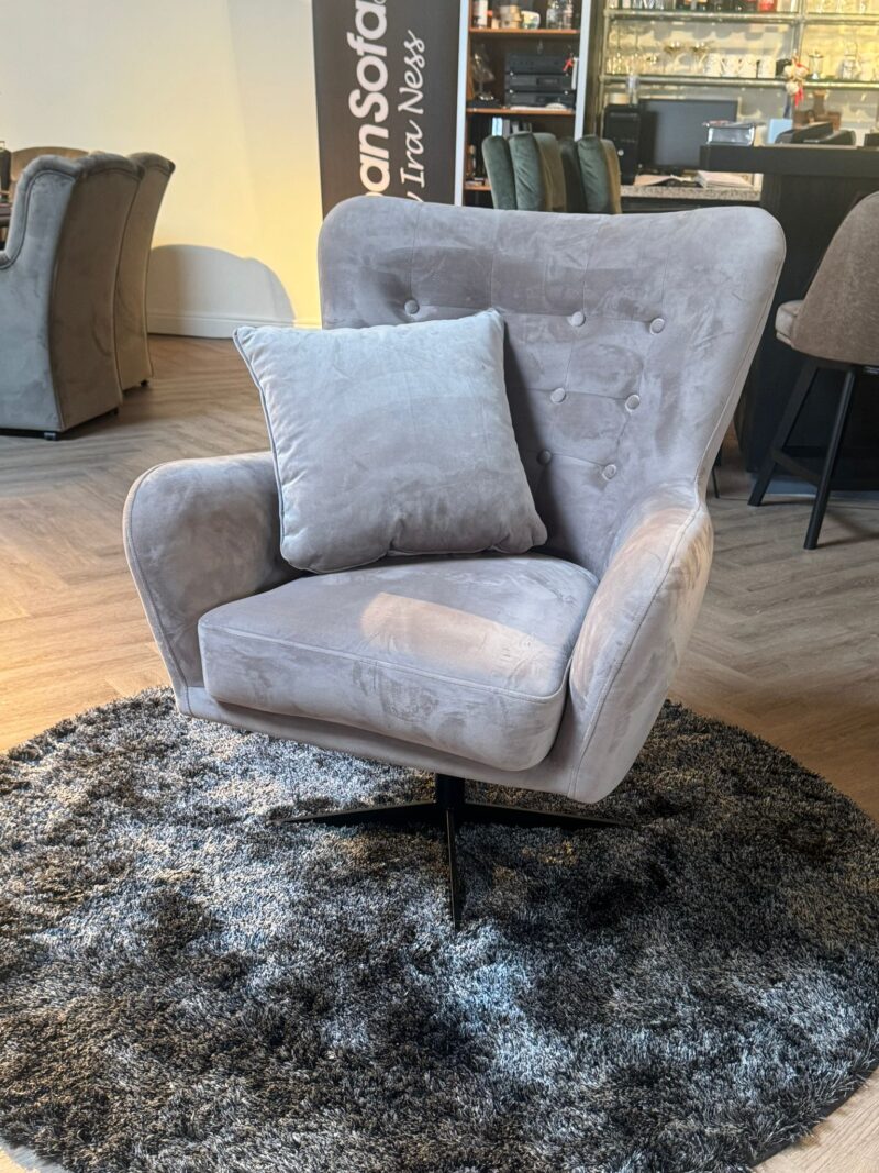 Garage Sale UrbanSofa Flynn fauteuil nu voor 485 euro